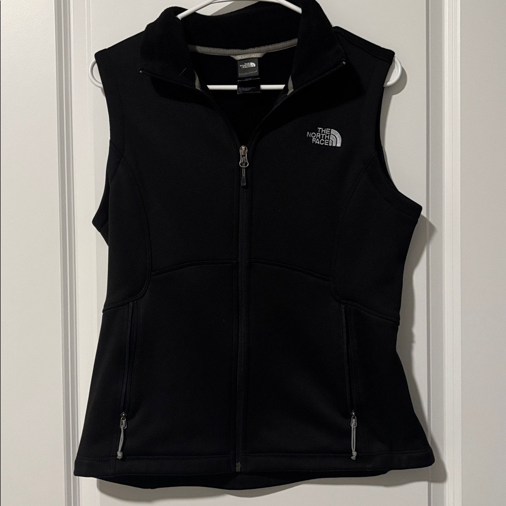 Black Soft North Face Vest